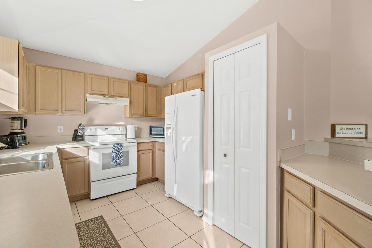 Sunset Serenity - 3Br Beach Townhome With Outdoor Patio - New Hot Tub, Steps To Ocean Fun! Melbourne Exteriör bild