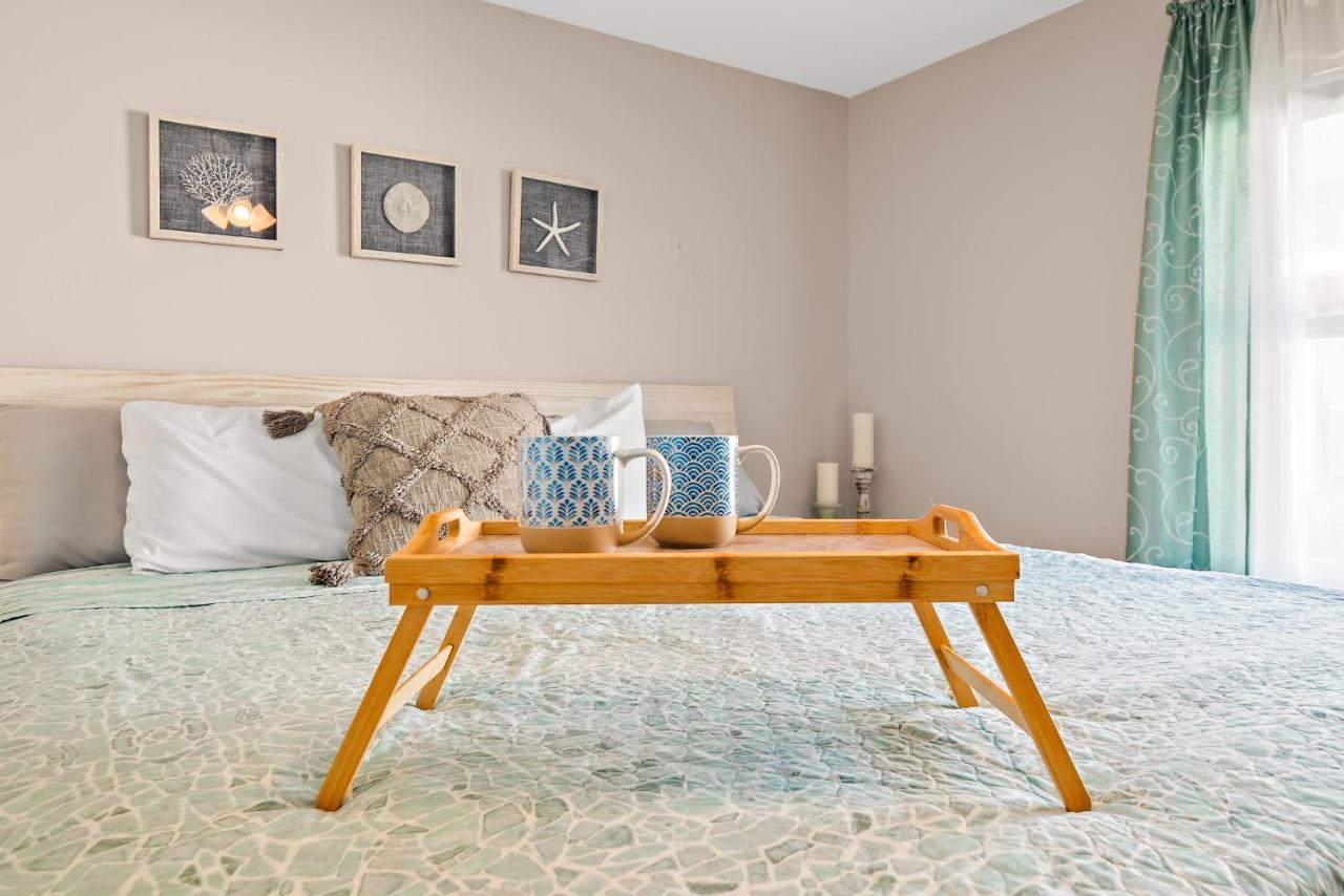 Sunset Serenity - 3Br Beach Townhome With Outdoor Patio - New Hot Tub, Steps To Ocean Fun! Melbourne Exteriör bild