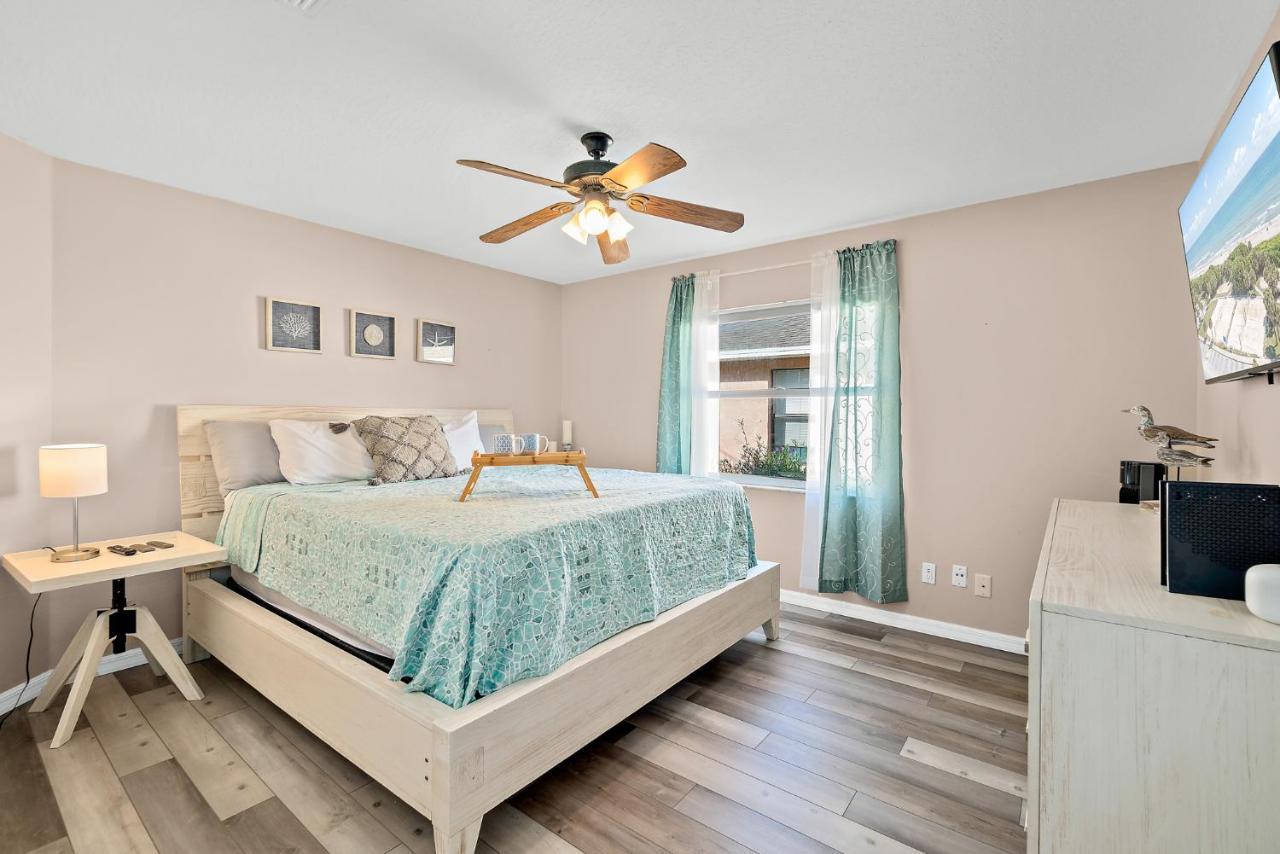 Sunset Serenity - 3Br Beach Townhome With Outdoor Patio - New Hot Tub, Steps To Ocean Fun! Melbourne Exteriör bild