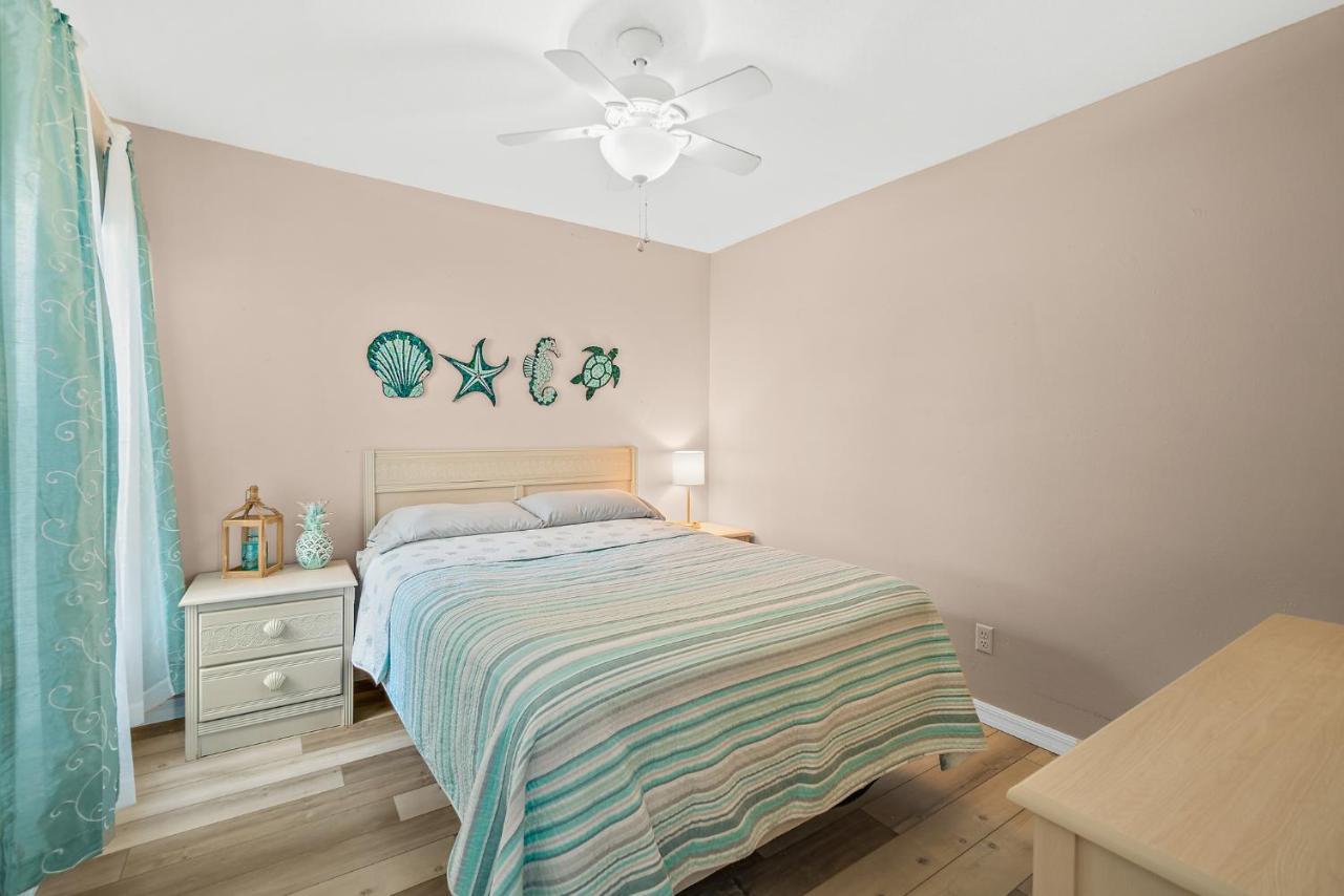 Sunset Serenity - 3Br Beach Townhome With Outdoor Patio - New Hot Tub, Steps To Ocean Fun! Melbourne Exteriör bild