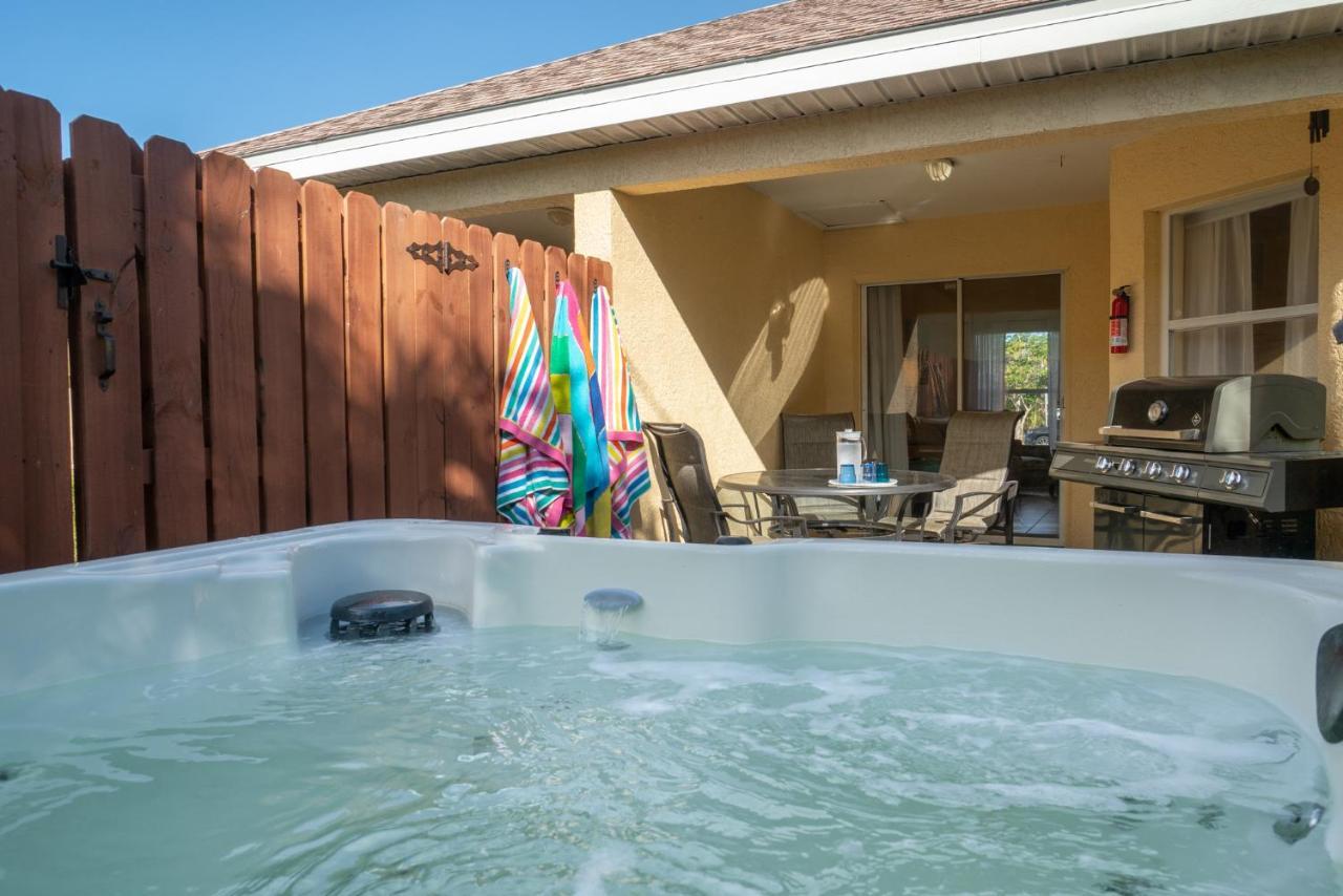 Sunset Serenity - 3Br Beach Townhome With Outdoor Patio - New Hot Tub, Steps To Ocean Fun! Melbourne Exteriör bild